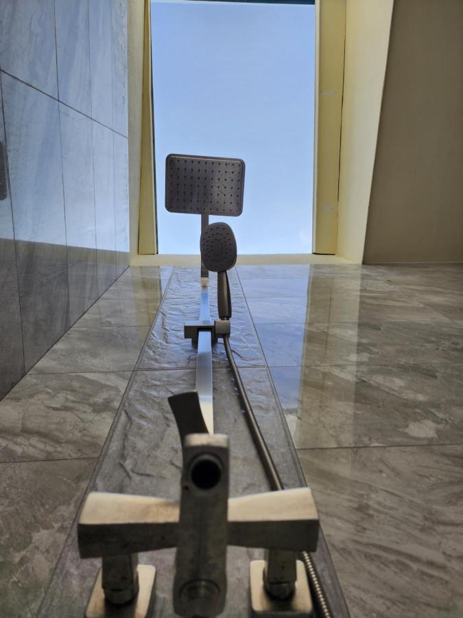 Отель Dhigurah Dhonveli Boutique Экстерьер фото